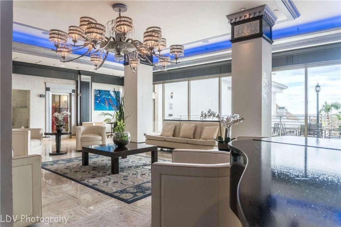 Oceanview On Sand Located In Ocean Manor Resort Fort Lauderdale Beach 2 Bed 2 Bath Spacious Corner Unit Partial Ocean View Exterior foto